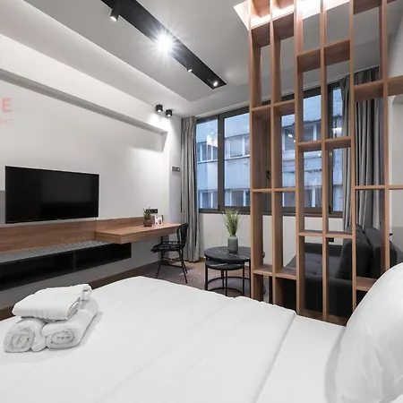 Vellow Door, Nilie Hospitality Mgmt * סלוניקי