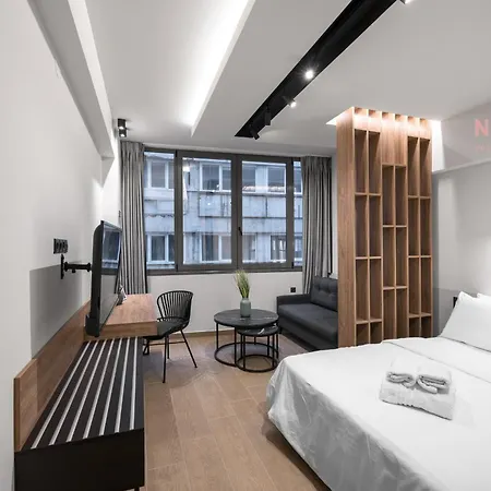 Vellow Door, Nilie Hospitality Mgmt Thessalonique