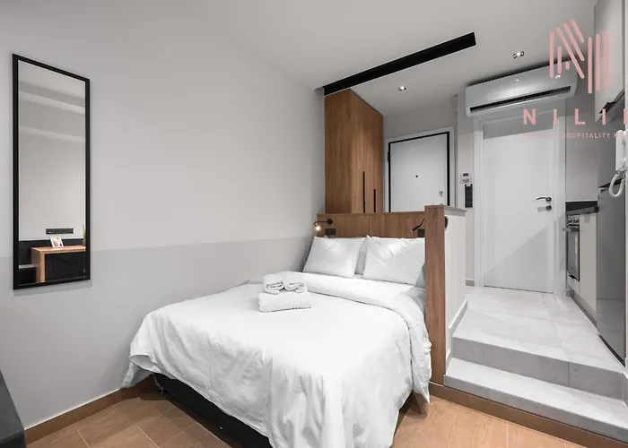 Vellow Door, Nilie Hospitality Mgmt