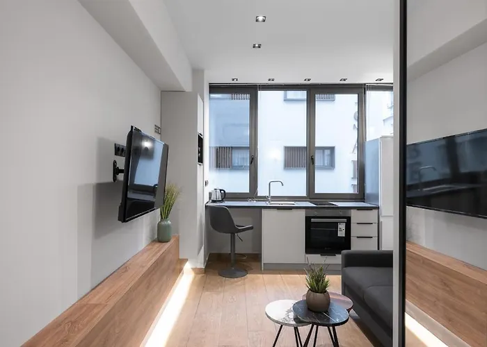 Vellow Door, Nilie Hospitality Mgmt Apartamento Tessalónica