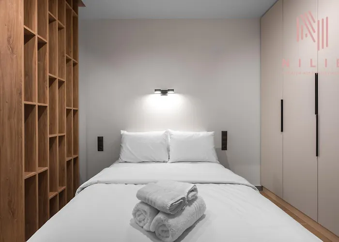 Vellow Door, Nilie Hospitality Mgmt