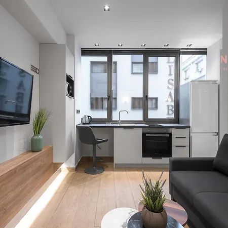 Vellow Door, Nilie Hospitality Mgmt 아파트